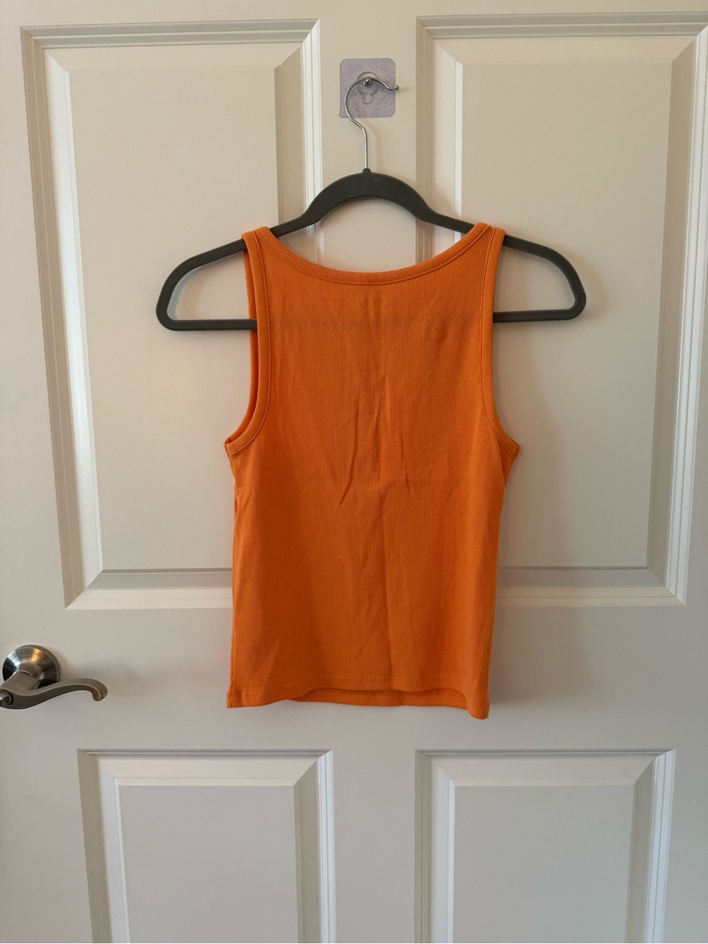 Old Navy Everyday Scoop Neck Tank Top in Orange NWOT! - Picture 2 of 3